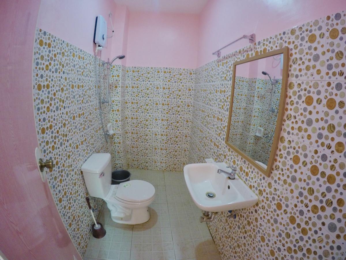 Guilly'S Place Oslob Bagian luar foto
